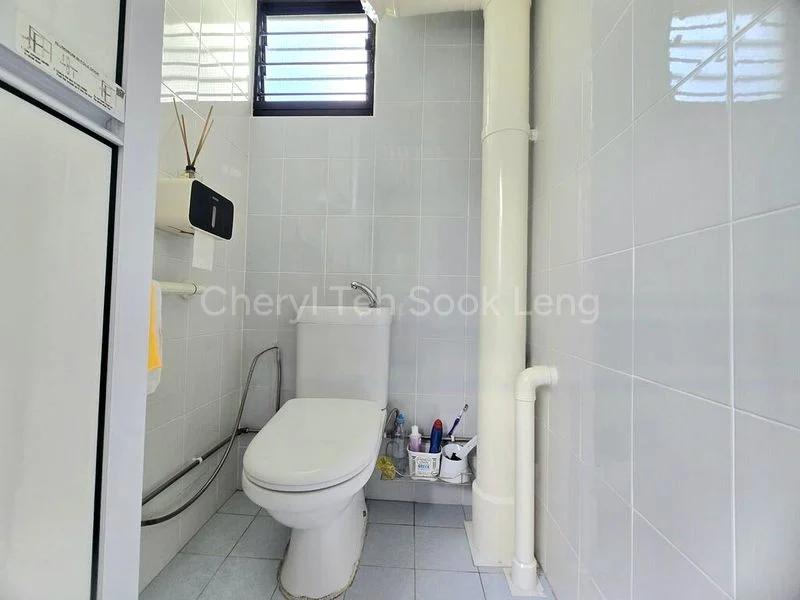4 Room (4NG) HDB for Sale in  622 Ang Mo Kio Avenue 9 - Image 10
